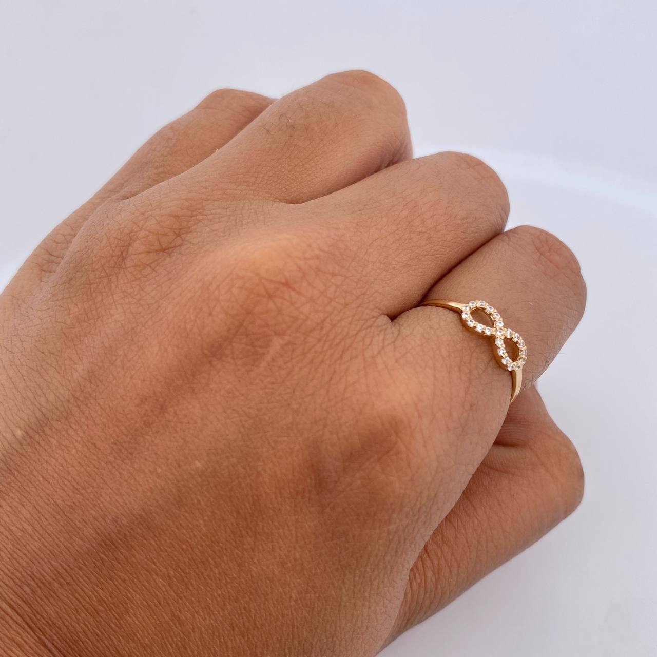 Anillo Infinito 1gr / T6 / Circones Blancos Oro Amarillo 18K $