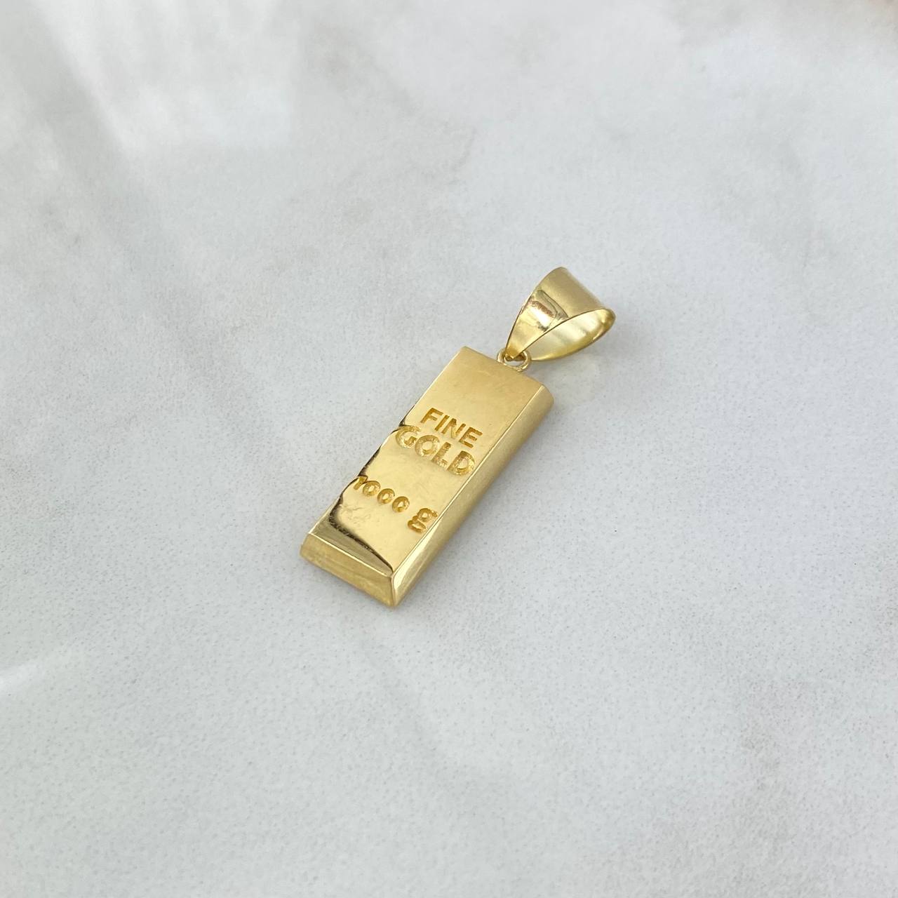 Dije Lingote 2.45gr / 3.1cm / 9mm Oro Amarillo +4 18K *