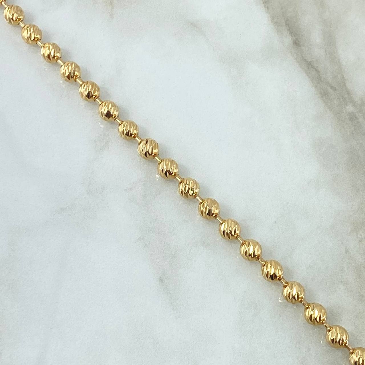 Pulso Militar 16.45gr / 21.5cm / 5.7mm Bolas Diamantadas Oro Amarillo 18K *