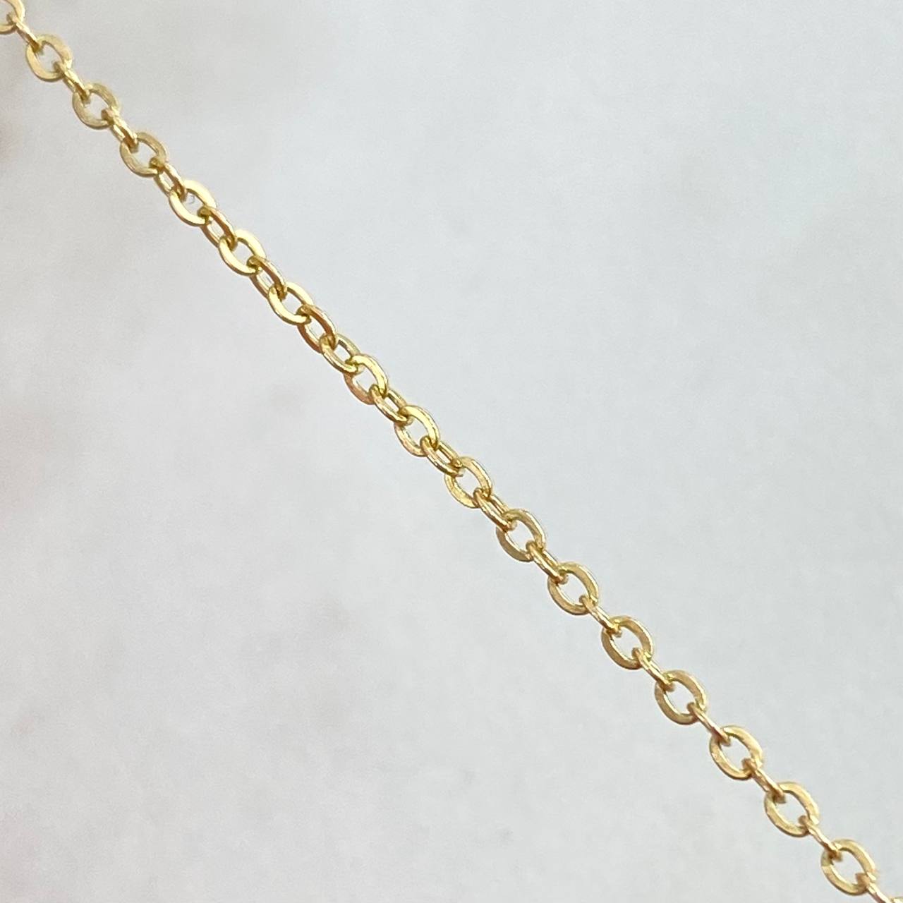 Cadena Aro Seguido Flores Borde Texturizado 3.6gr / 50cm / 1.5mm Circones Azul Celeste Silueta Oro Amarillo 18K