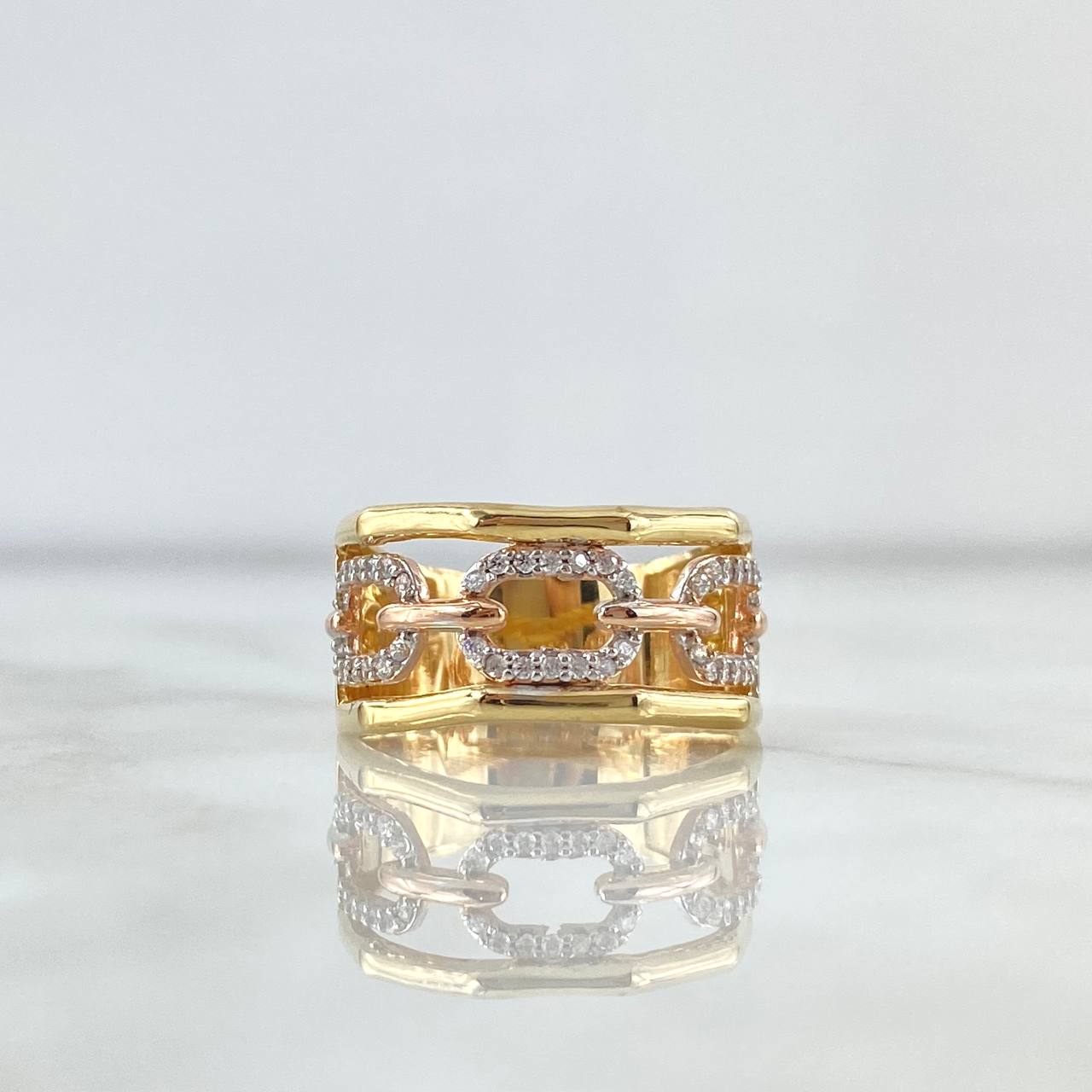 Triple Ring Horizontal Box 5.5gr / T7 1/4 / White Zircons Two 18K Yellow and Rose Golds