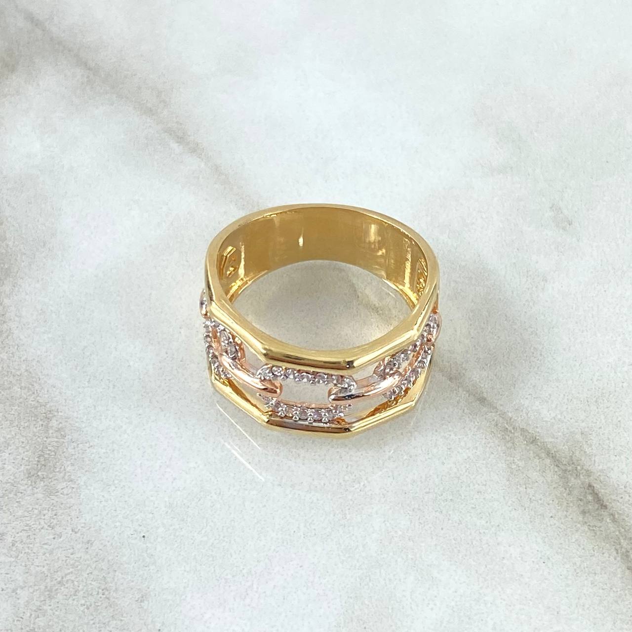 Triple Ring Horizontal Box 5.5gr / T7 1/4 / White Zircons Two 18K Yellow and Rose Golds
