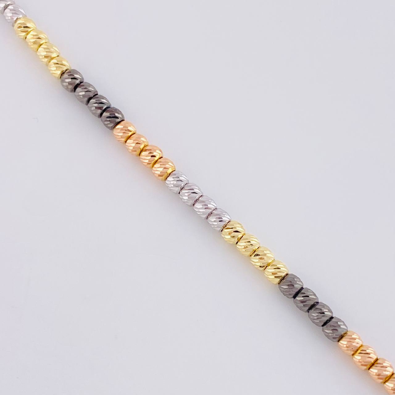 Pulso Tipo Militar Diamantado 3.45 g / 7 1/2 in / 3 mm Tres Oros 18K