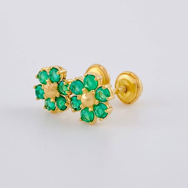 Topos Flor Esmeralda 40Pts 1.4 g / in / 7 mm Oro Amarillo 18K