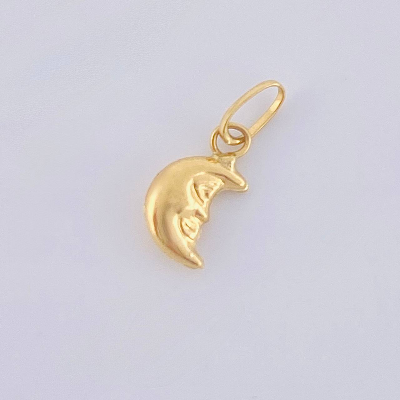 Pendant Half Moon 0.2 g / 1/2 in Yellow Gold 18K