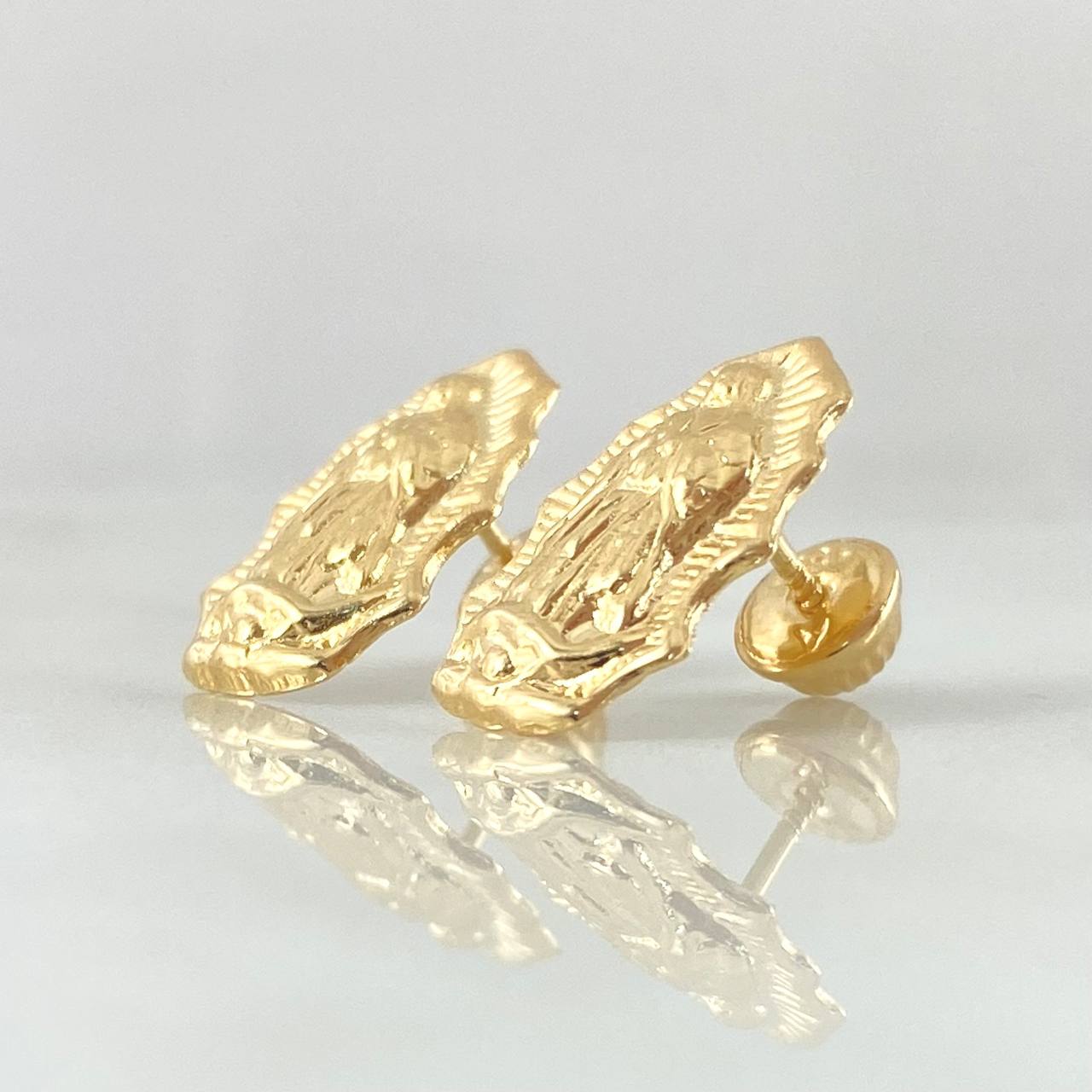 Virgin Guadalupe Stud Earrings 1.4gr / 1.6cm (0.6in) / 18K Gold *