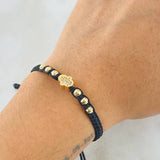 Black Hamsa Hand Bracelet 1.65gr / 18K Gold ©