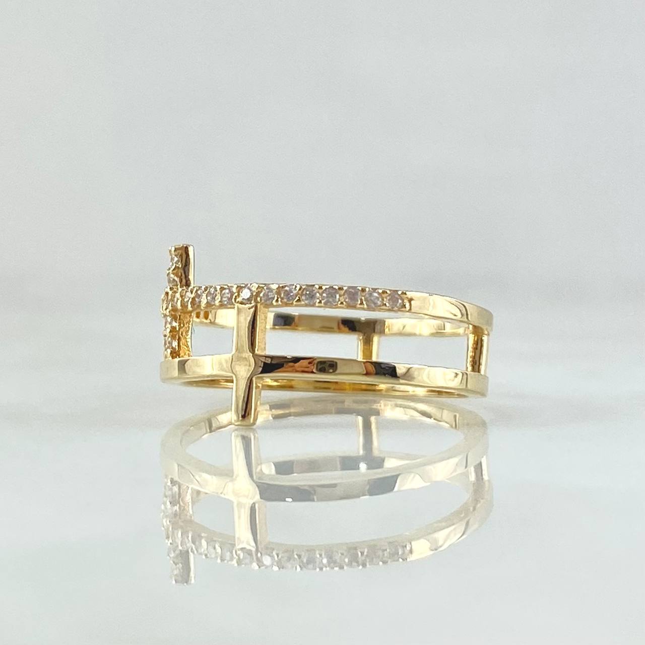 Double Cross Ring 2.65gr / Size 6 1/4 / 18K Gold ©