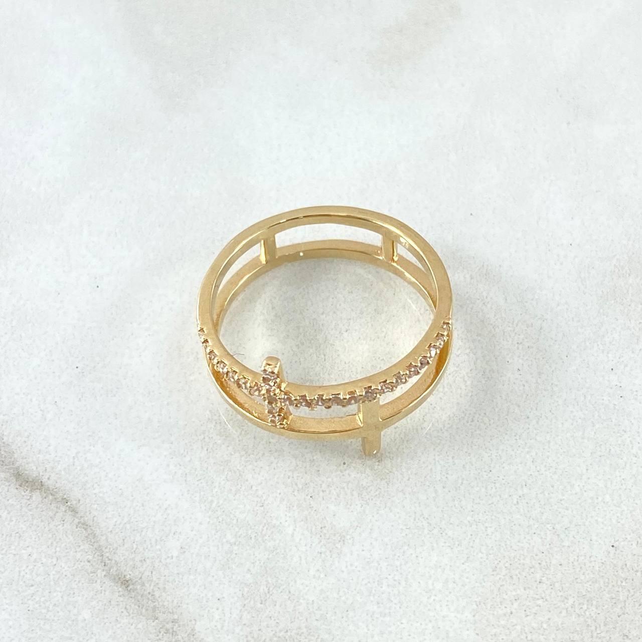 Double Cross Ring 2.65gr / Size 6 1/4 / 18K Gold ©