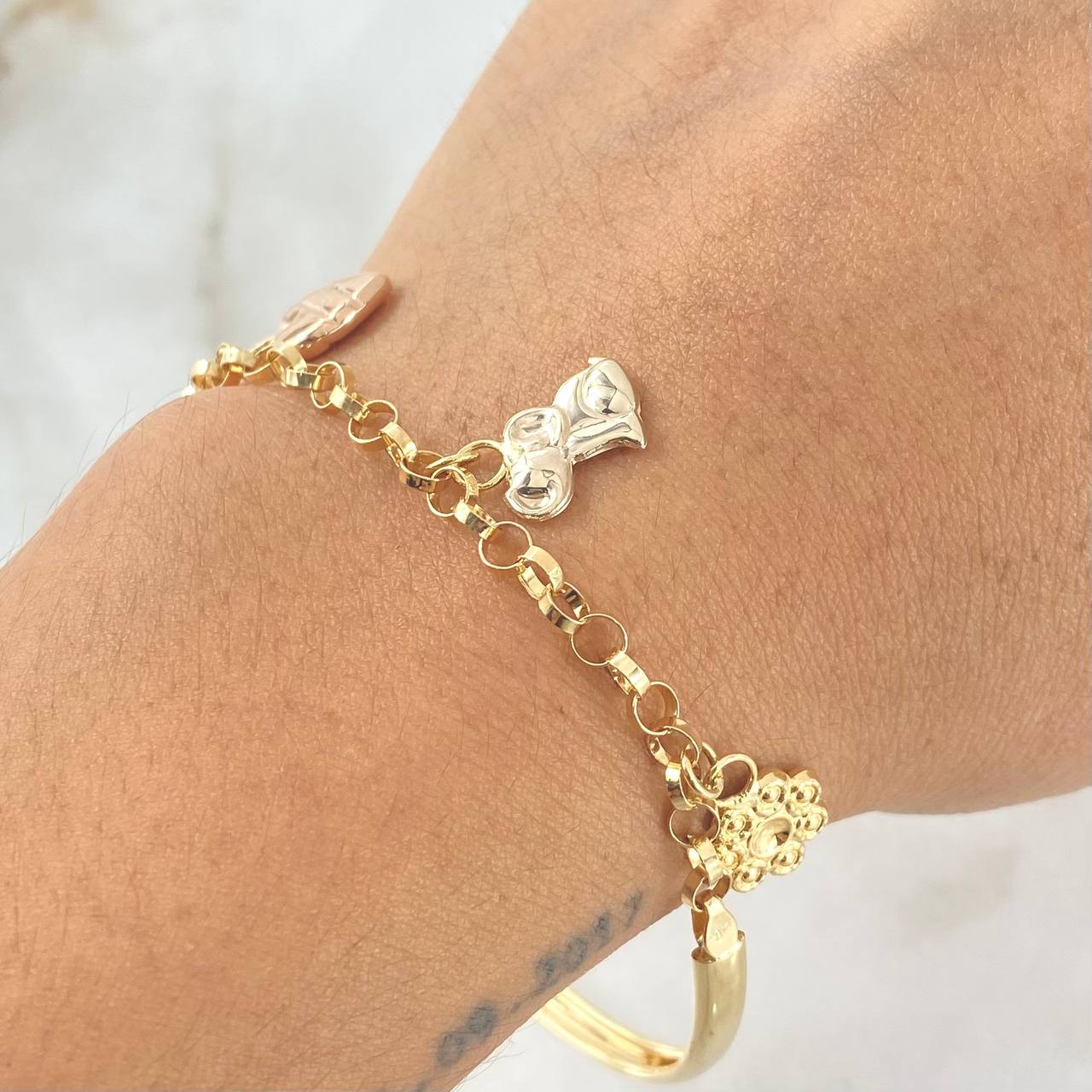 Pulso Charms  5.6gr / 19cm / Oro 18K *