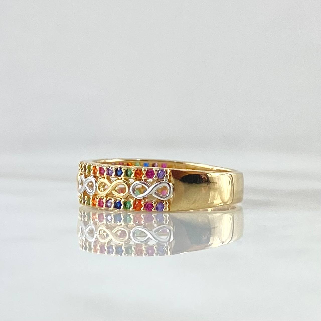 Double Rail Infinity Ring 2.9gr / Size 6 1/4 / 18K Gold ©