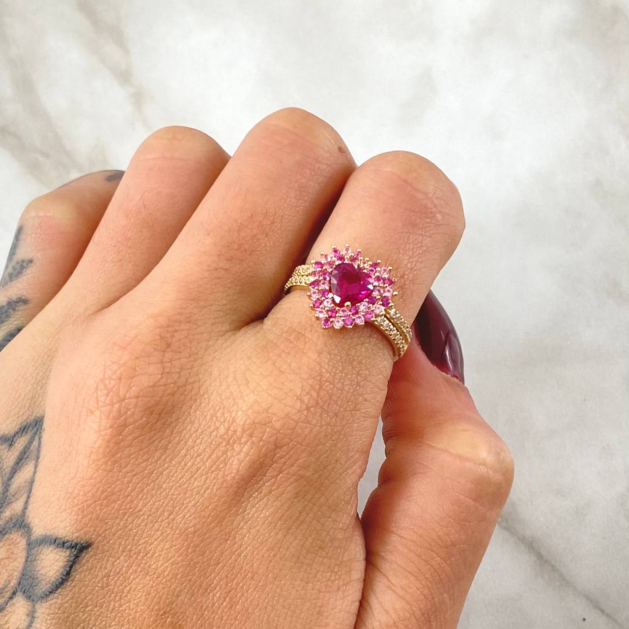 Dense Heart Ring 3.8gr / Size 6 1/4 / 18K Gold ©