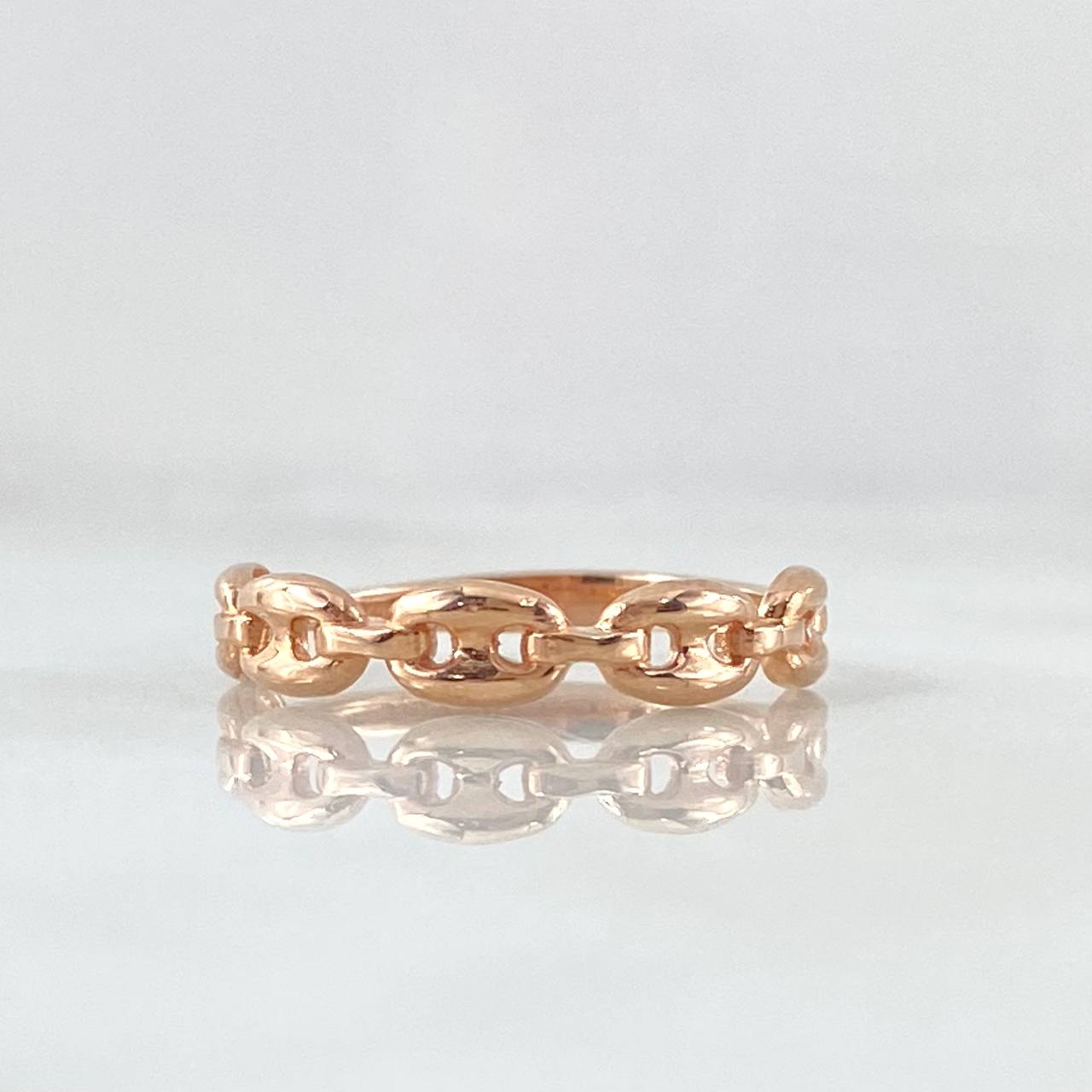 GC Ring 1.6gr / Size 5 3/4 / 18K Gold ©