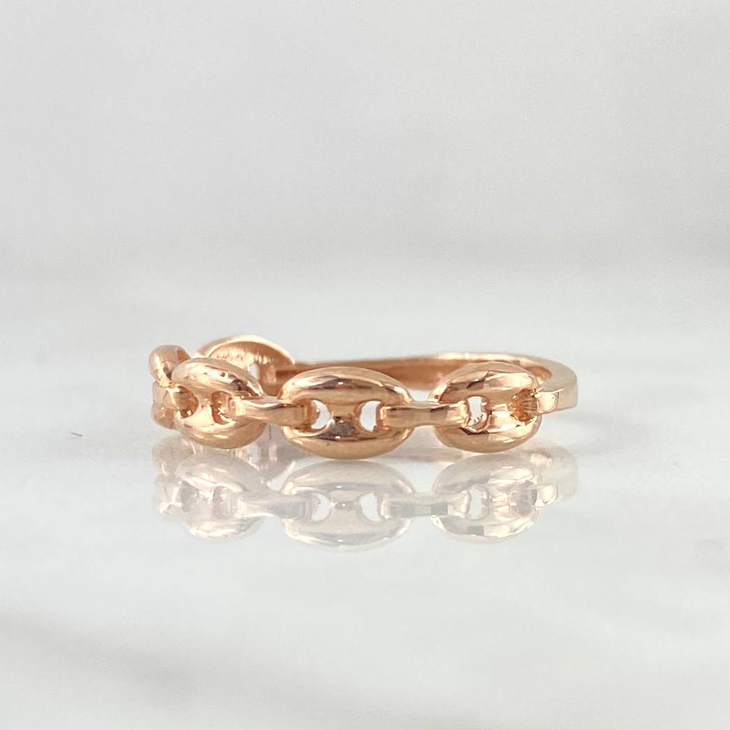 GC Ring 1.6gr / Size 5 3/4 / 18K Gold ©