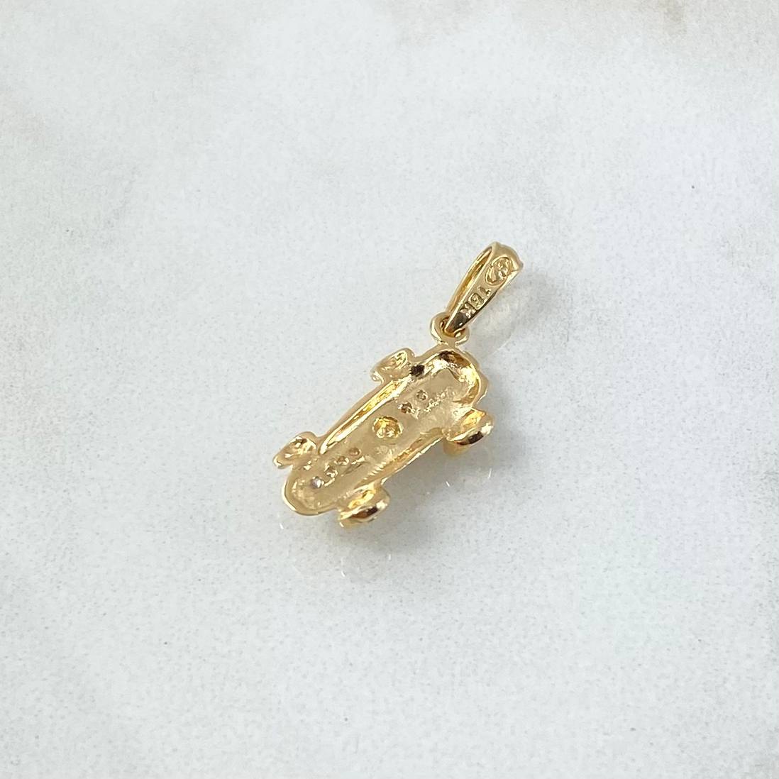 Pendant Car 1.55gr / 2.5cm / 1.0in / 18K Gold ©