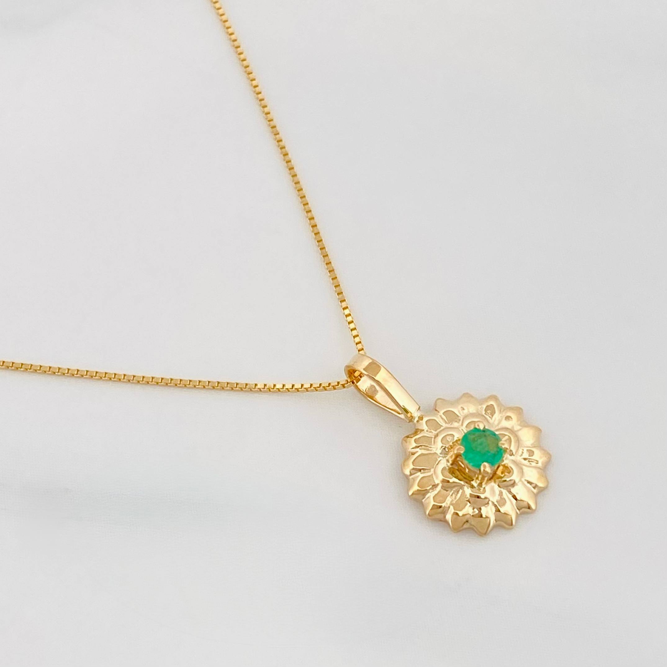 Set Cadena Veneciana + Dije Girasol Esmeralda 06Pts / 1.6 g / 19 3/4 in Oro Amarillo 18K