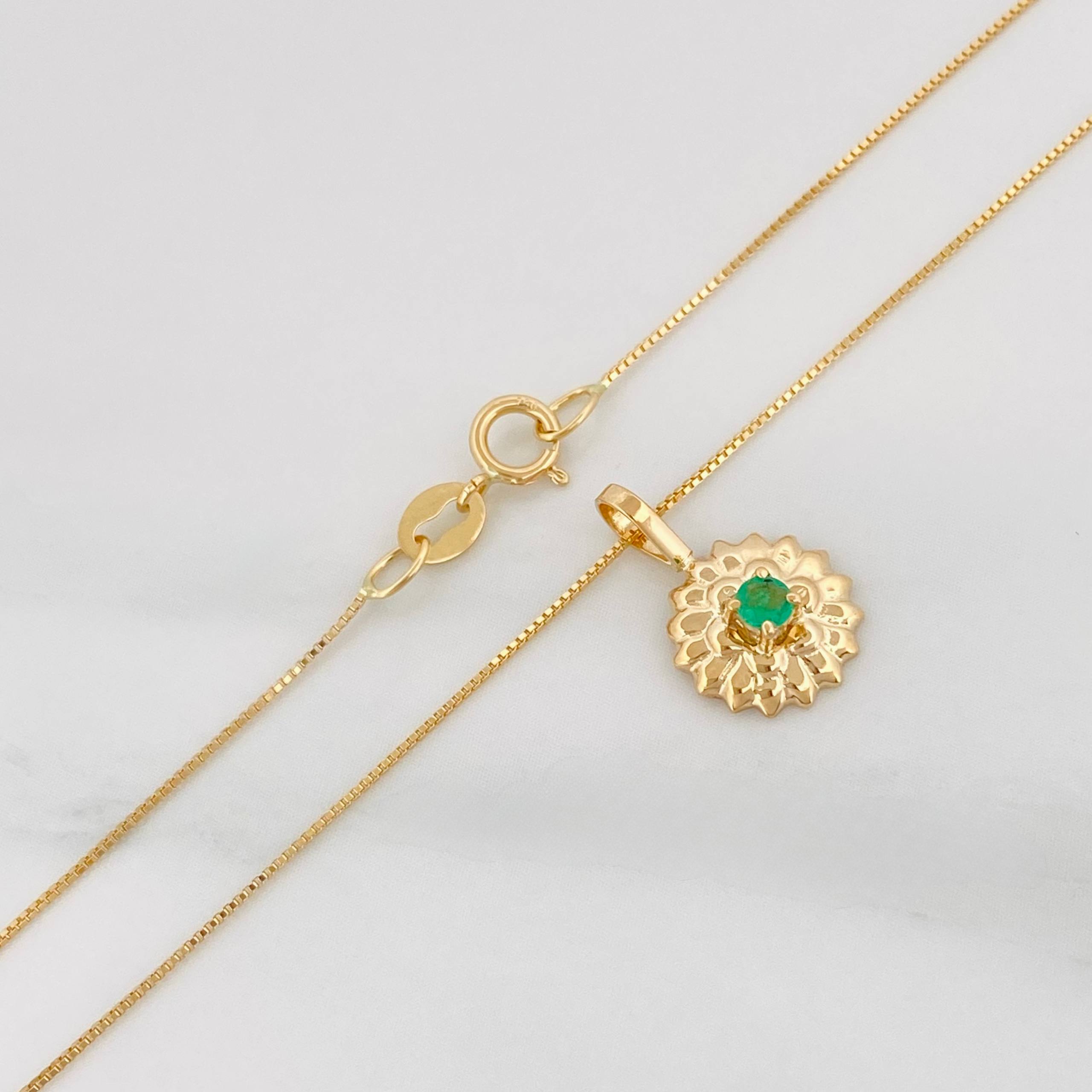 Set Cadena Veneciana + Dije Girasol Esmeralda 06Pts / 1.6 g / 19 3/4 in Oro Amarillo 18K