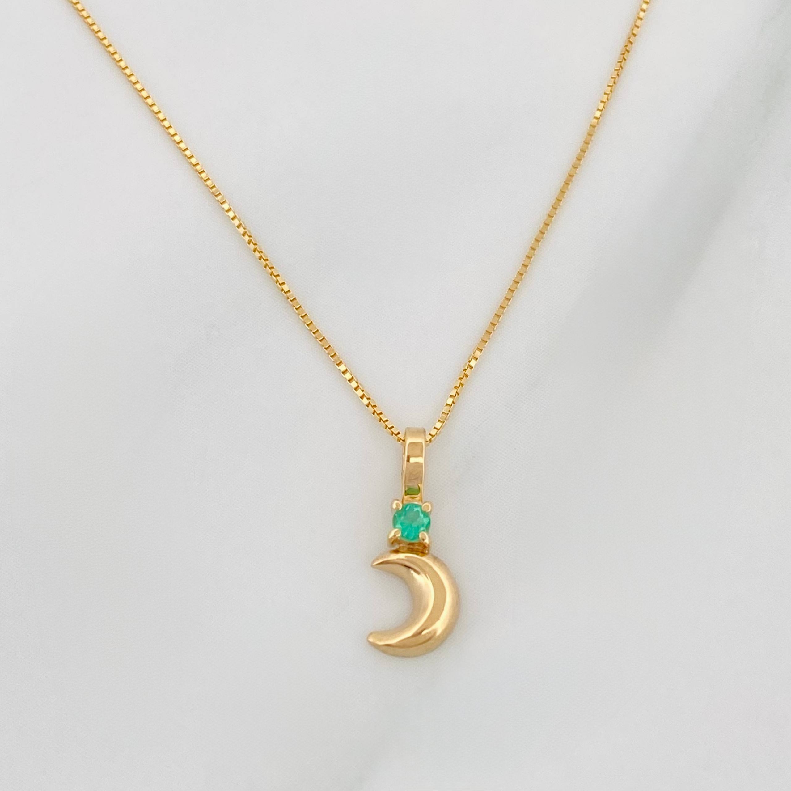 Set Cadena Veneciana + Dije Media Luna Esmeralda 03Pts / 1.2 g / 17 3/4 in Oro Amarillo 18K