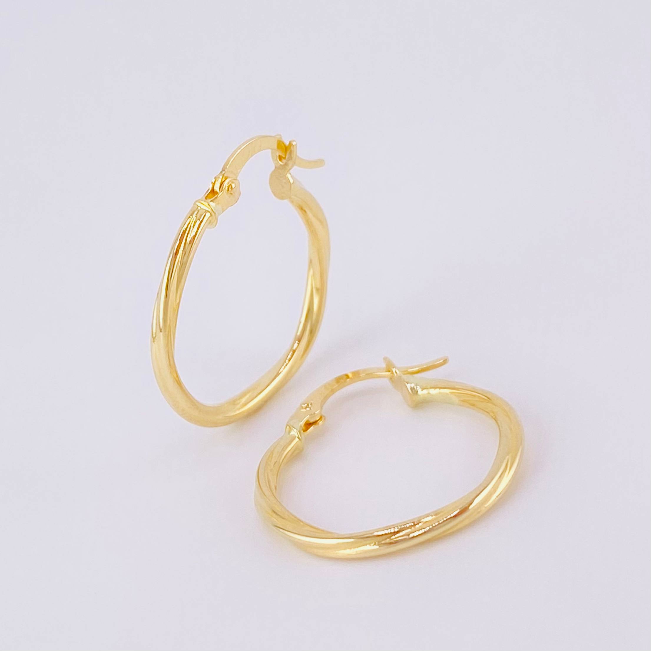 Candongas Mary 1.3g / 1 in Oro Amarillo 18K