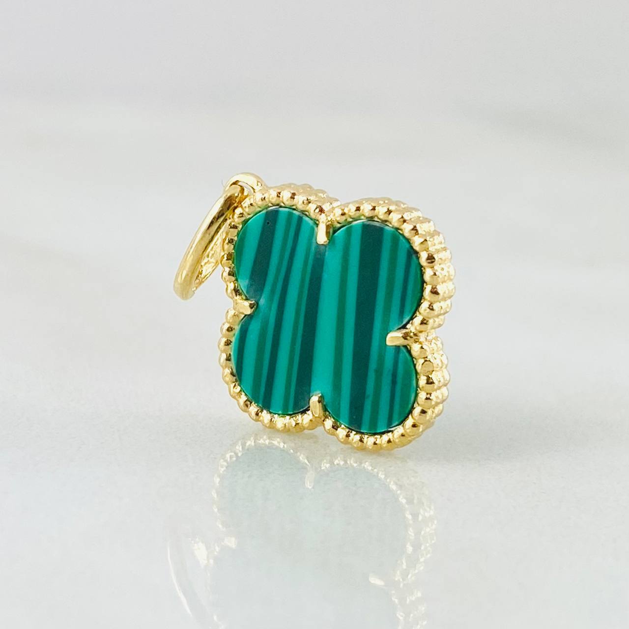 Clover Pendant 1.85gr / 1in / 18K Yellow Gold Nac.Esp.