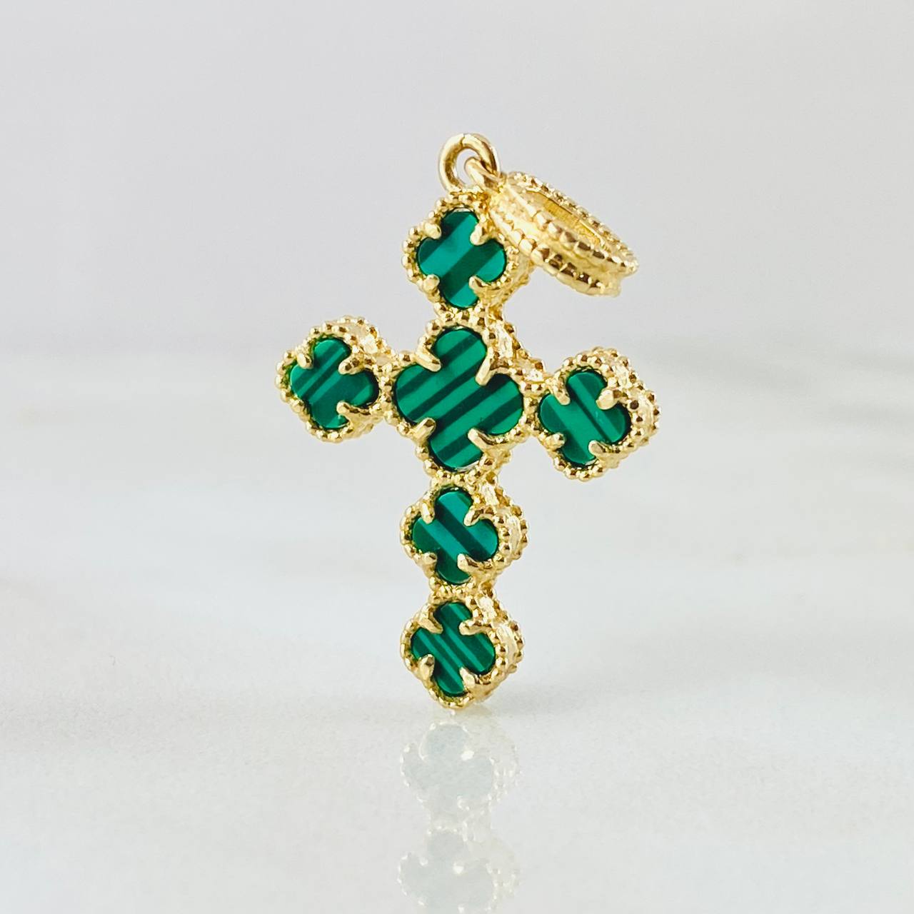 Dije Cruz Trebol Malaquita Verde 2.85gr / 1 1/4 in / Oro Amarillo Nac.Esp. 18K
