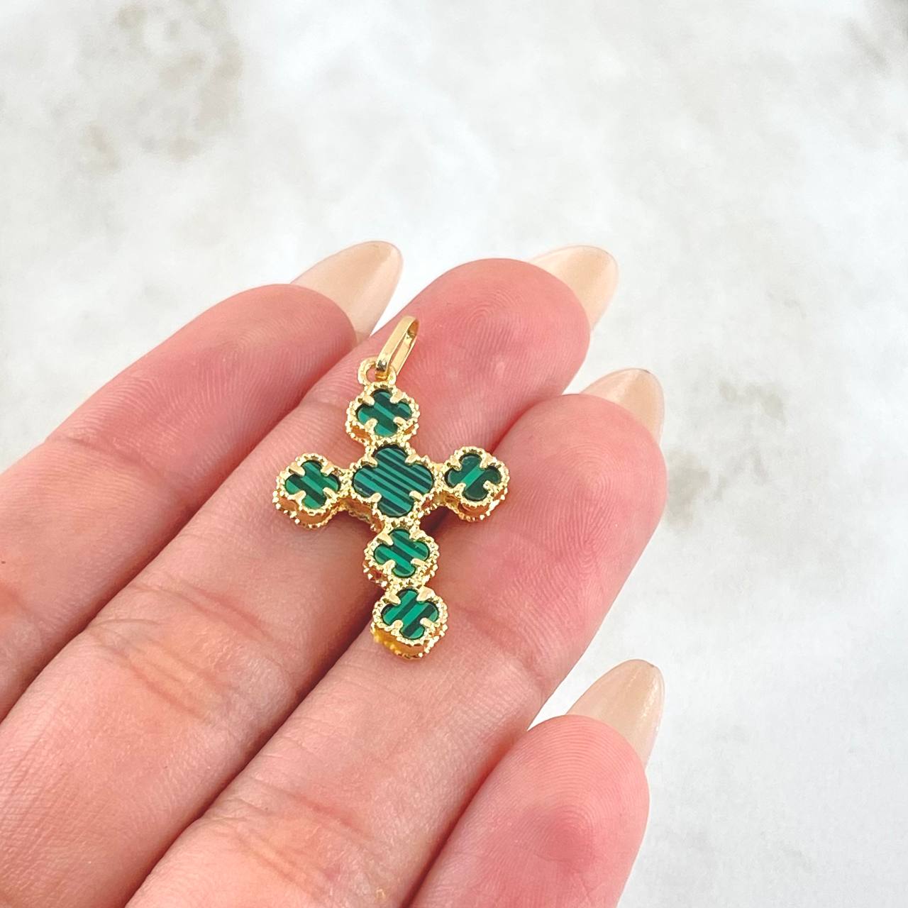 Clover Cross Pendant Green 2.15gr / 3cm / 1.2in / 18K Yellow Gold ©