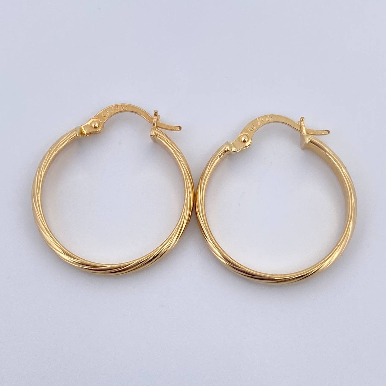 Hoop Earrings Kuki 1.7gr / 2.4cm / 18K Gold &
