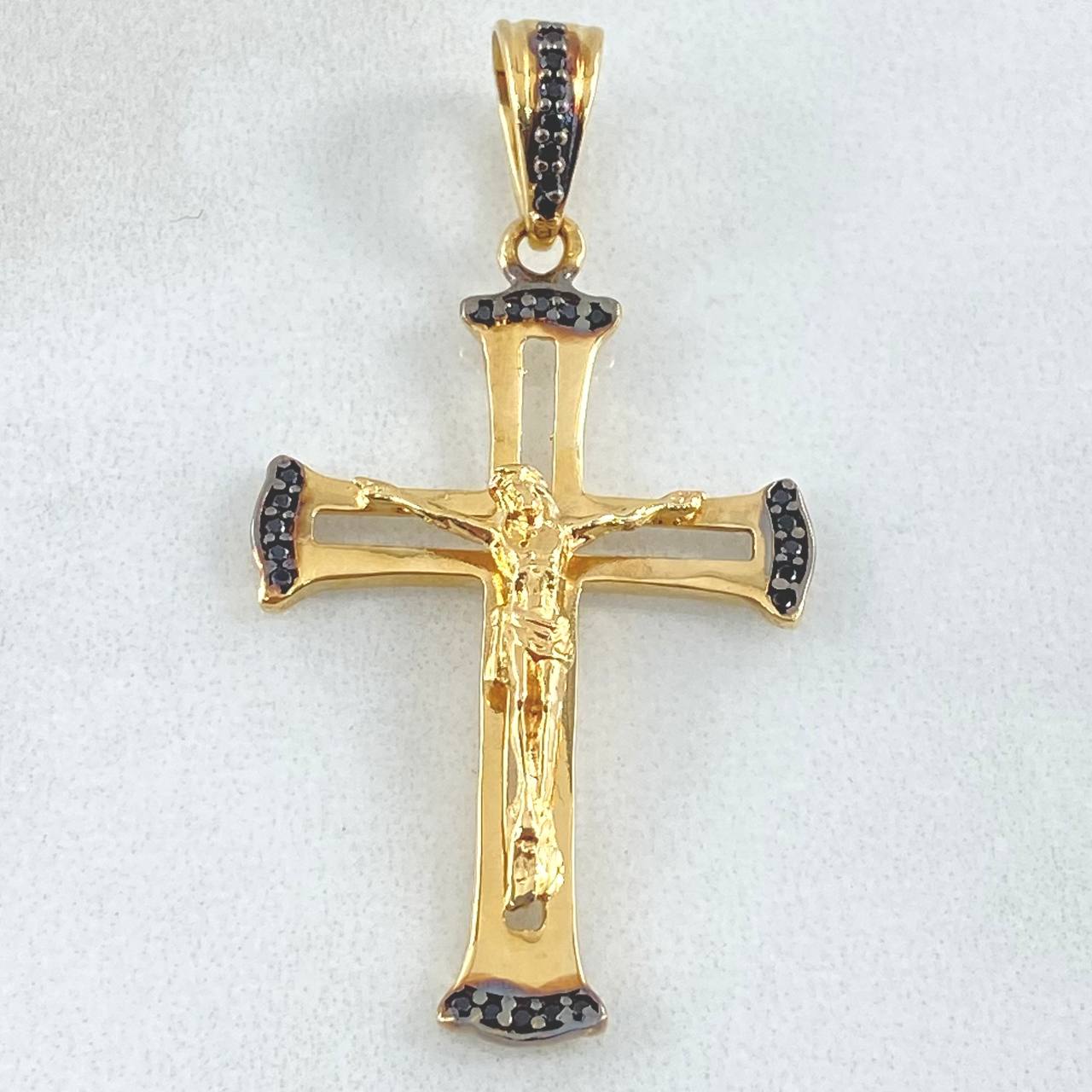 Pendant Christ Cross 3.35gr / 4.2cm / 18K Gold ©