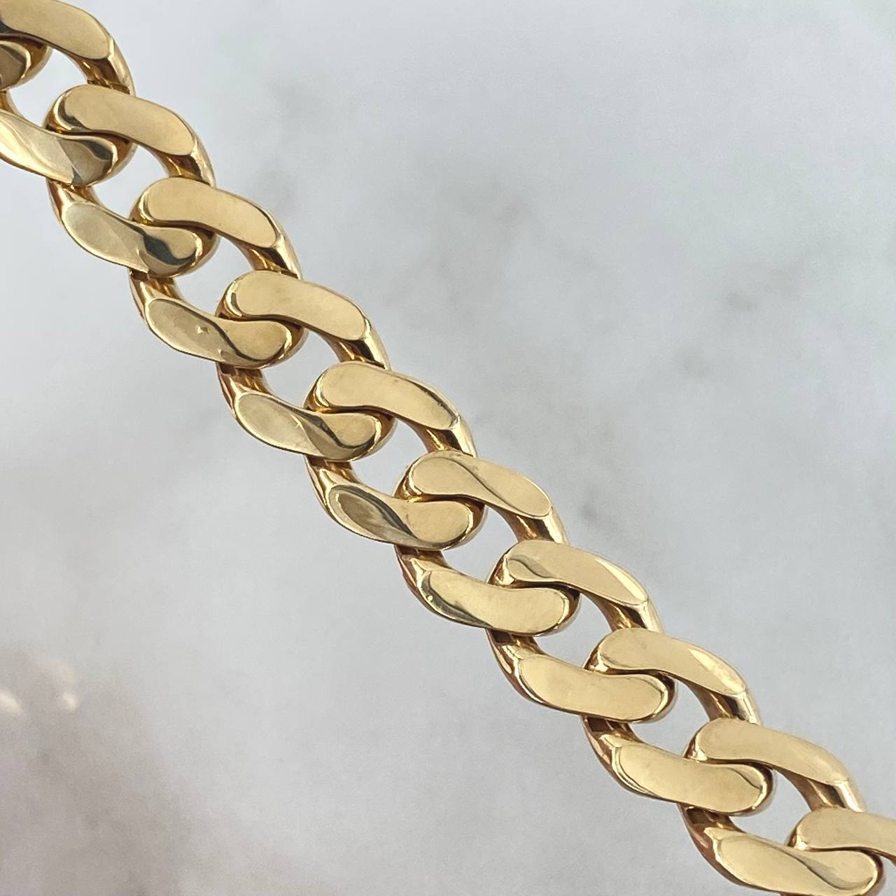 Cuban Links 42.5gr / 62.5cm / 9mm Lobster Claw Box White Zirconia Yellow Gold 18K