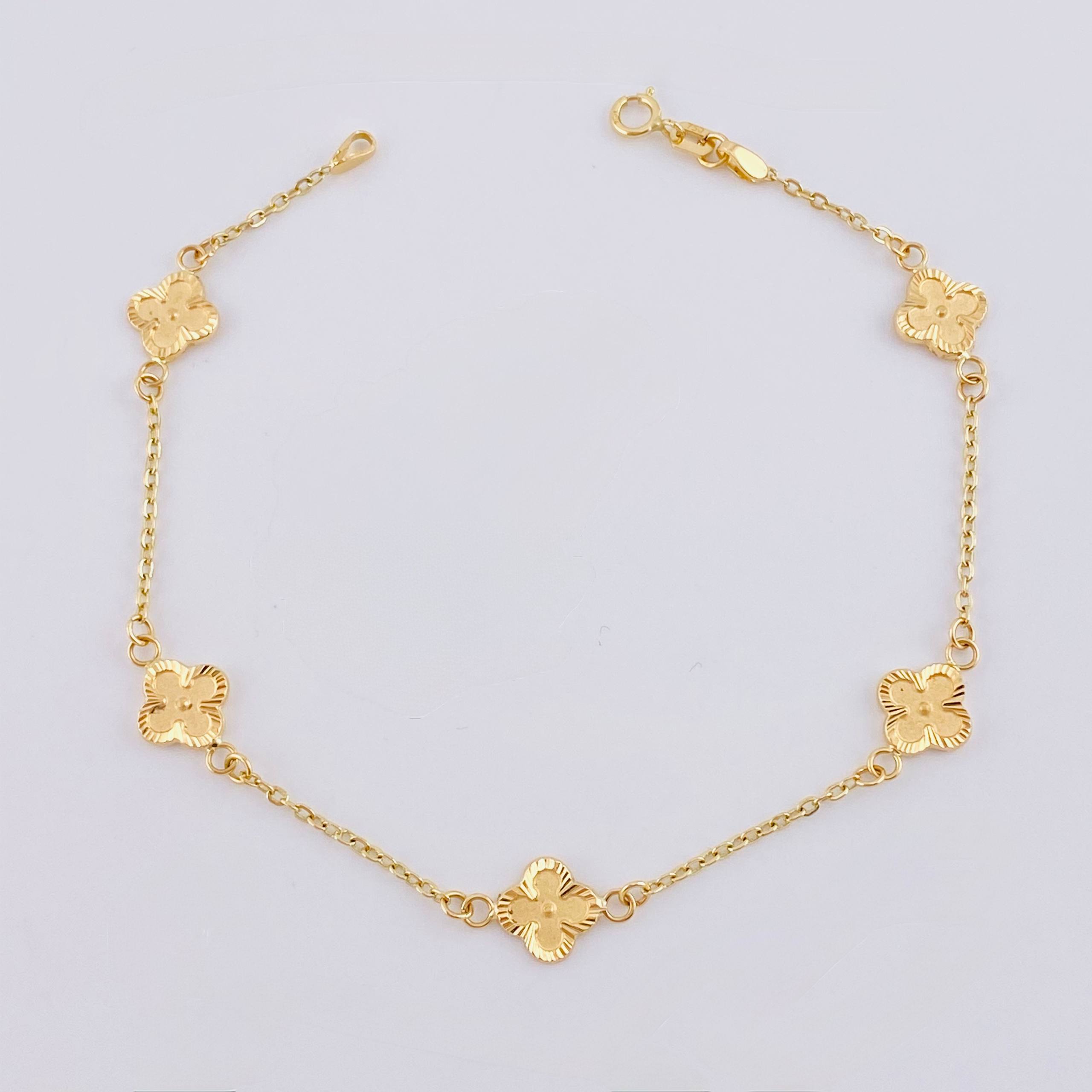 Pulso Trebol Diamantado 2.4gr / 7 3/4 in / 1.4mm Oro Amarillo 18K