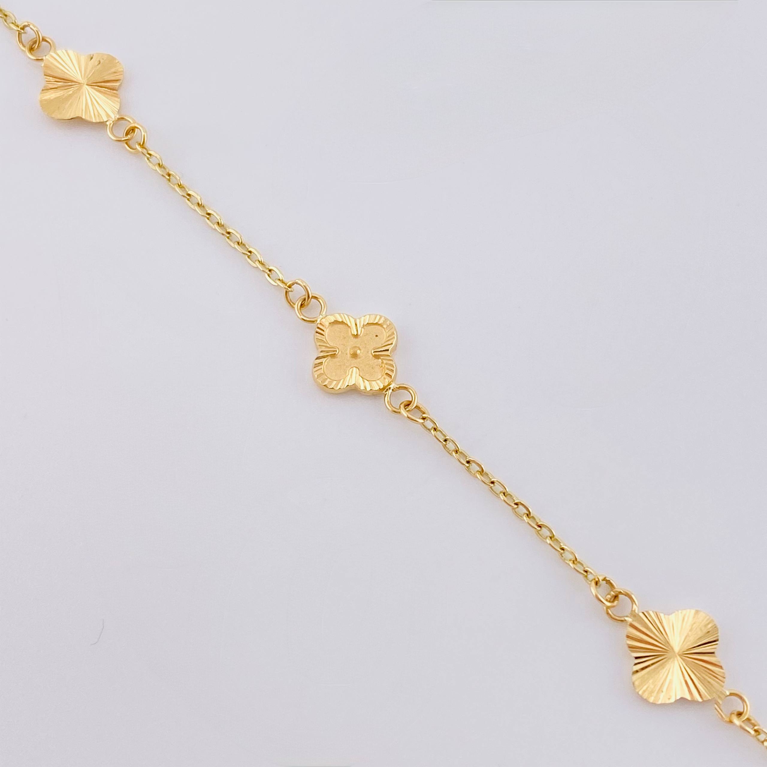Pulso Trebol Diamantado 2.4gr / 7 3/4 in / 1.4mm Oro Amarillo 18K