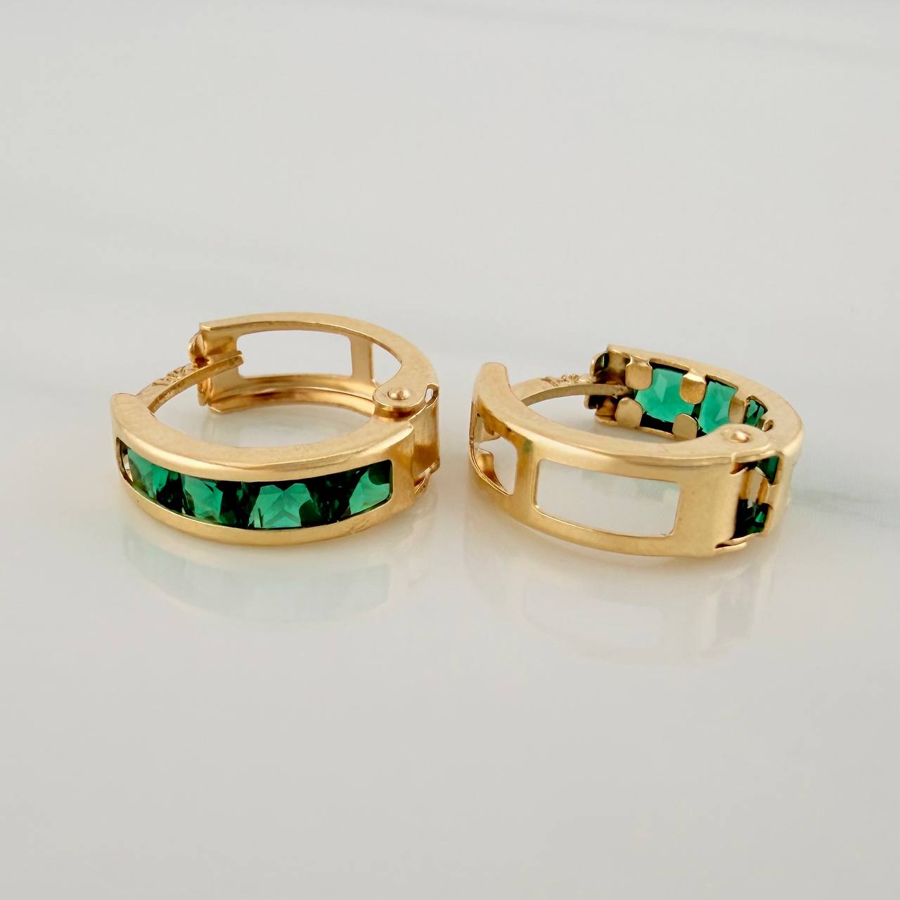 Candongas Carril 1.55gr / 1/2 in / Oro Amarillo 18K %