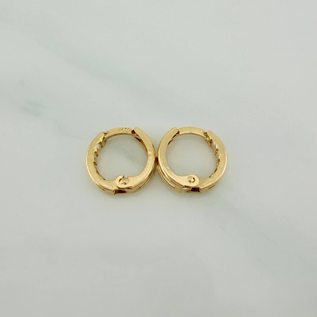 Candongas Carril 1.15gr / 1/2 in / Oro Amarillo 18K %