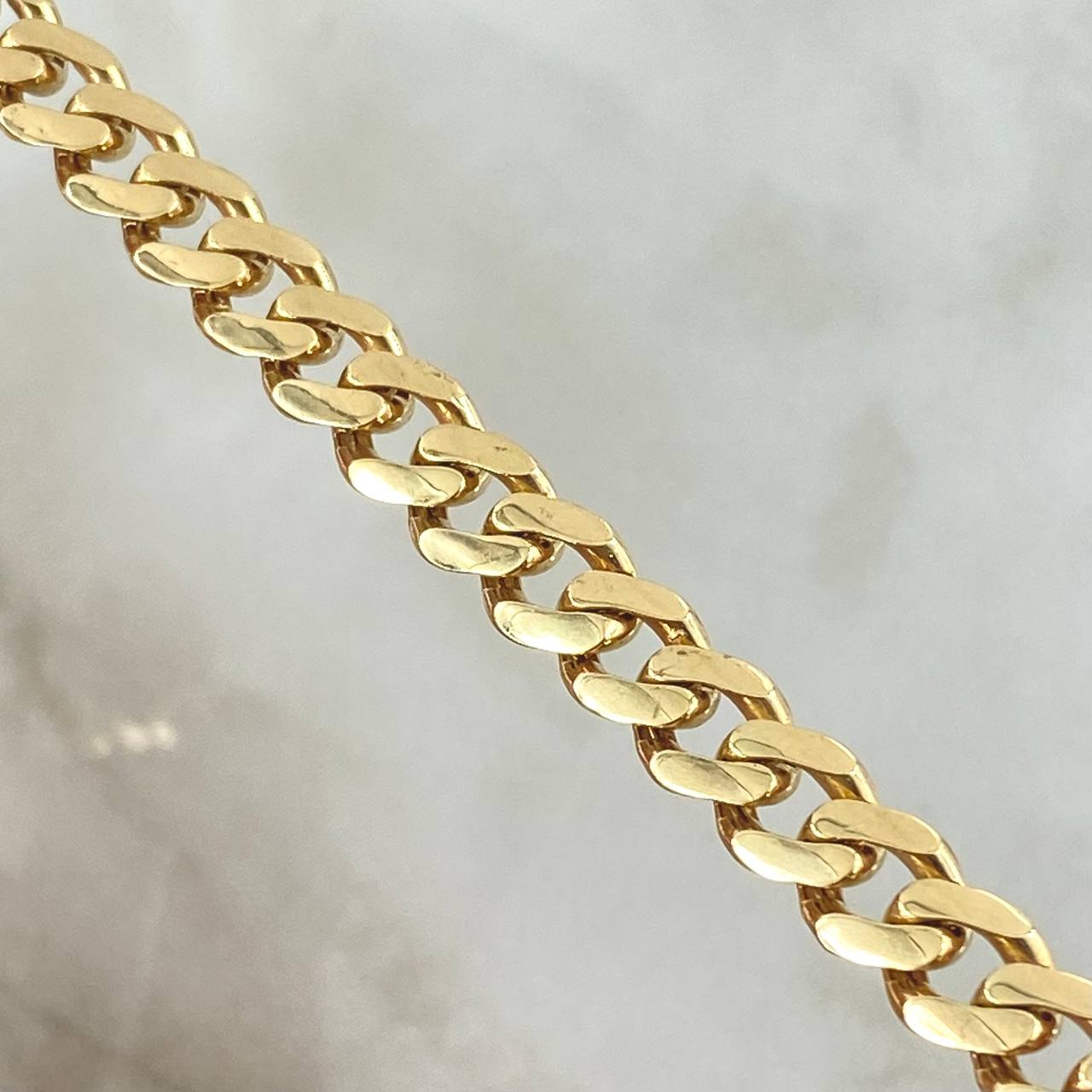 Cuban Links 34.8gr / 60cm / 6mm Lobster Claw Box White Zirconia Yellow Gold 18K ©