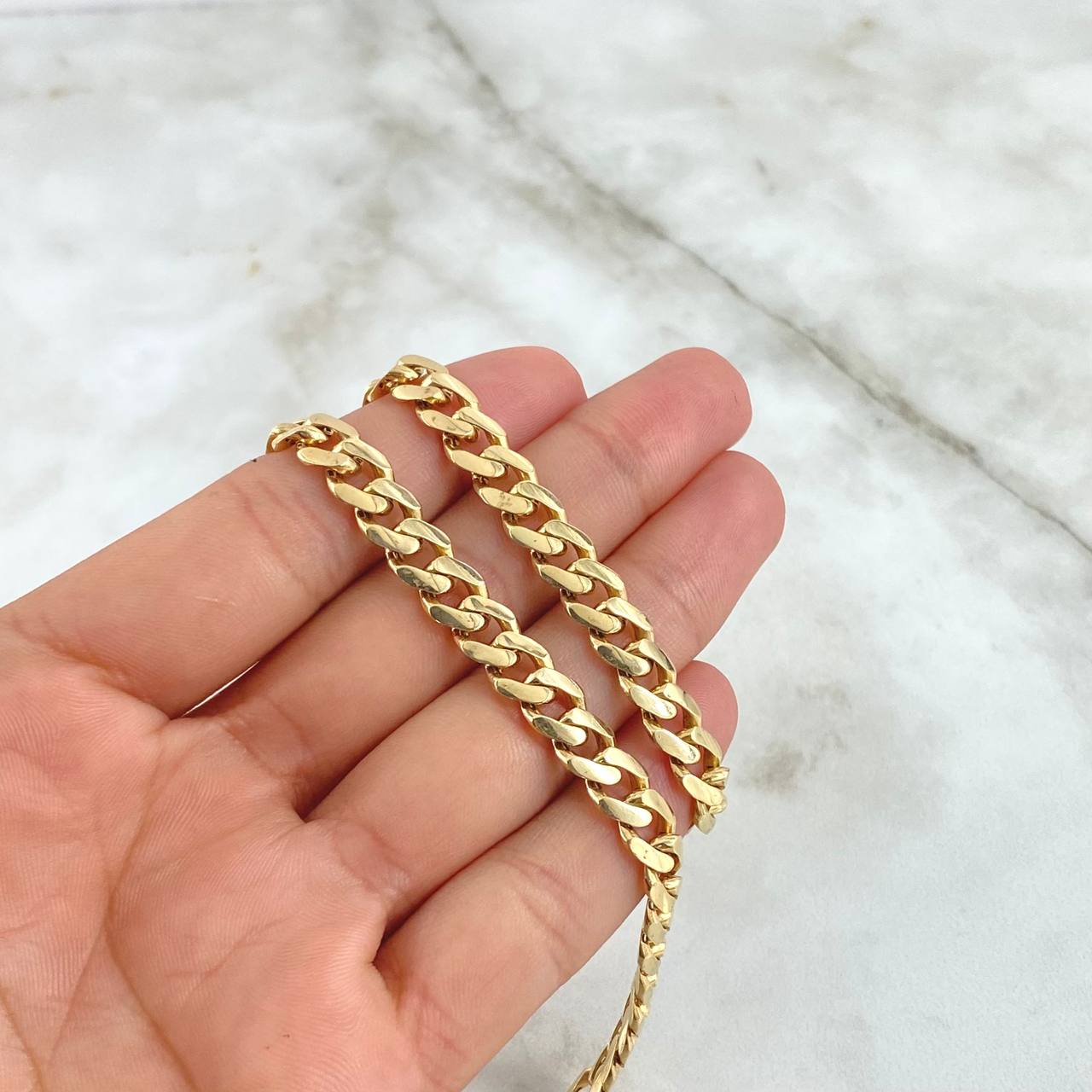 Cuban Links 34.8gr / 60cm / 6mm Lobster Claw Box White Zirconia Yellow Gold 18K ©