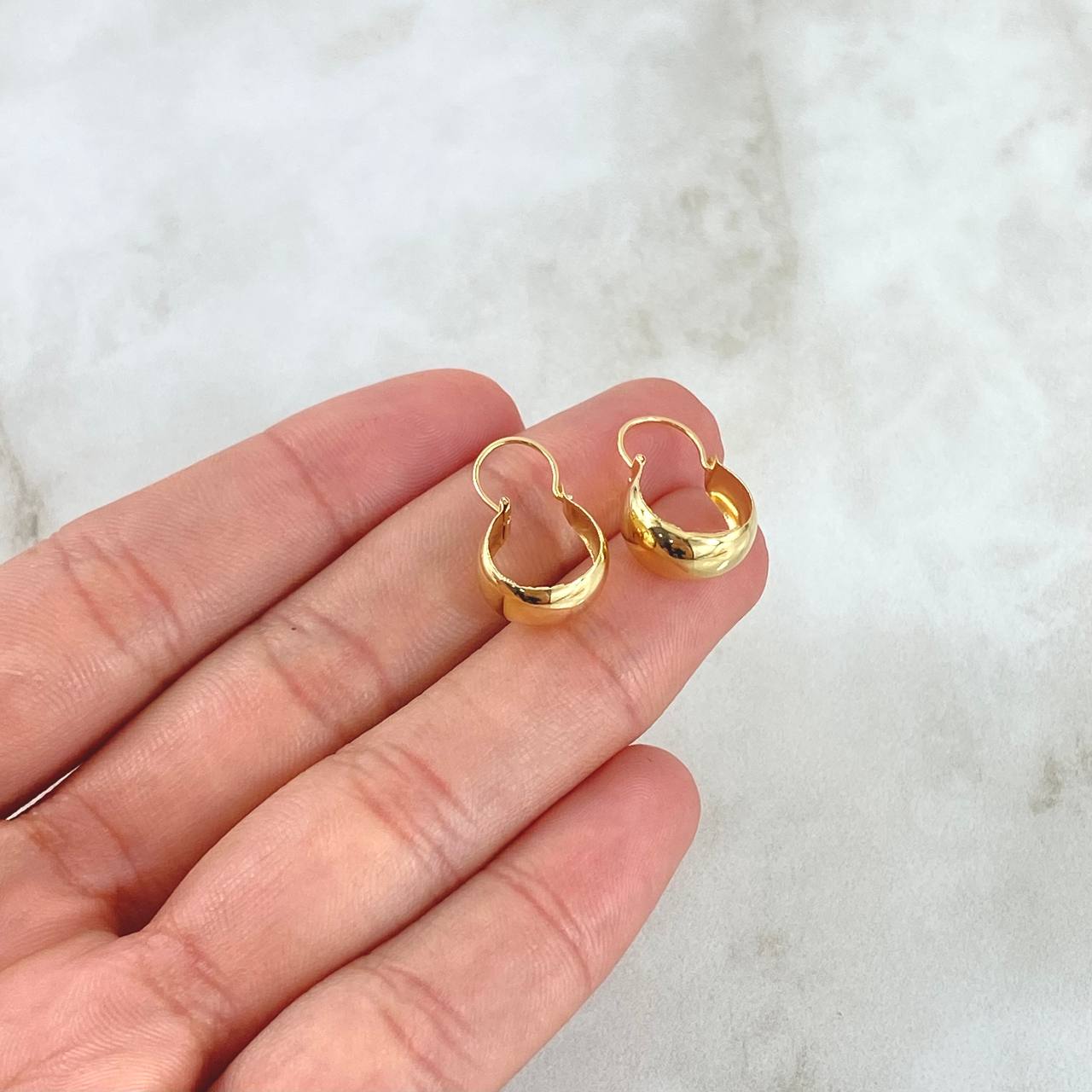 Hoop Earrings Ash 0.75gr / 1.6cm / Polished 18K Yellow Gold ©