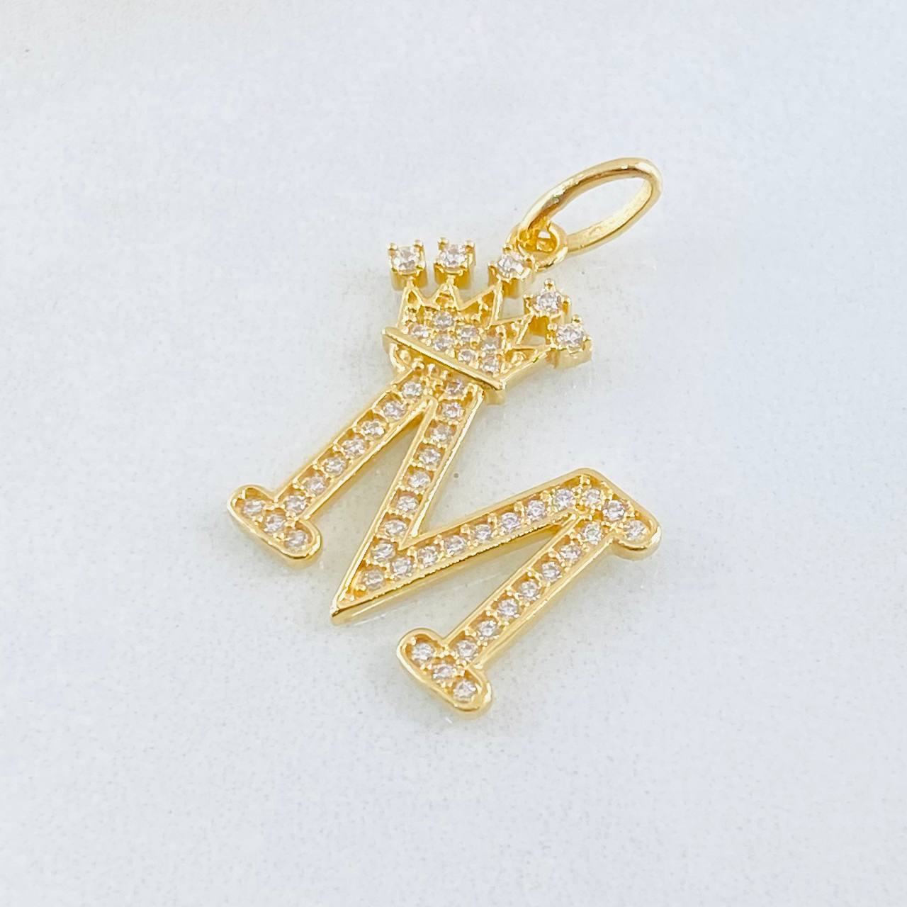Pendant Crown Letter M 2.35gr / 1.0in / 18K Gold