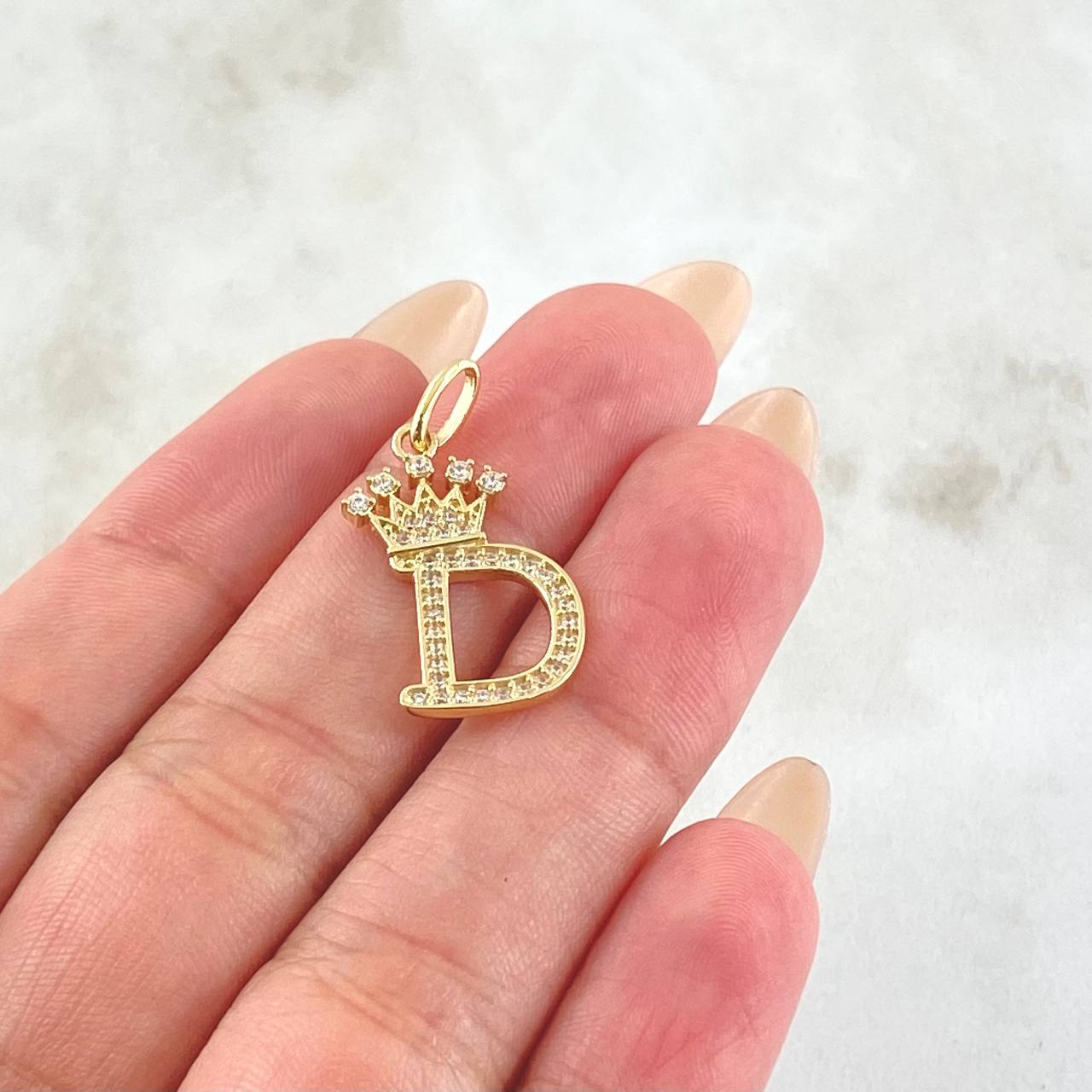 Pendant Crown Letter D 1.8gr / 1.0in / 18K Gold
