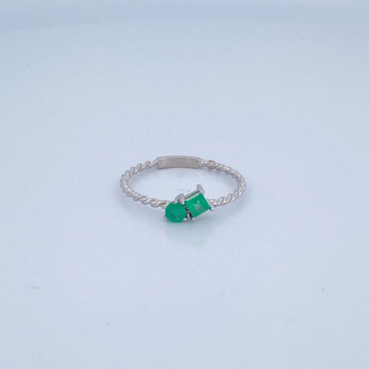 Anillo Duo Esmeraldas  1.35gr / T7 1/4 / Oro Blanco 18K &