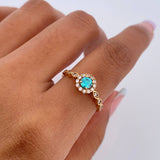 Anillo Solitario Halo 1.9gr / T6 1/4 / Circones Azul Blancos Oro Amarillo 18K $