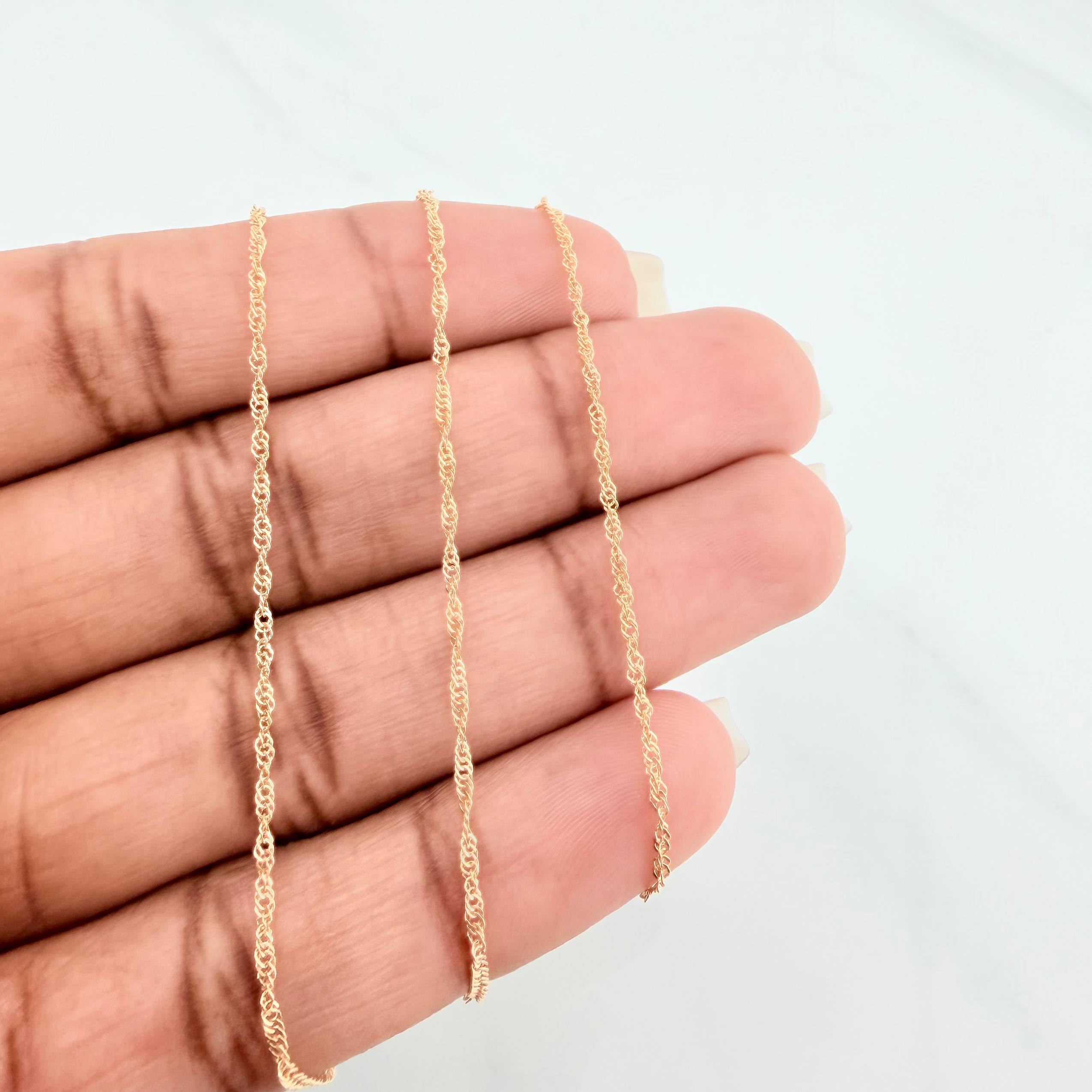 Cadena Singapur 1.45 g / 15 3/4 in / 1.2 mm Oro Amarillo 18K