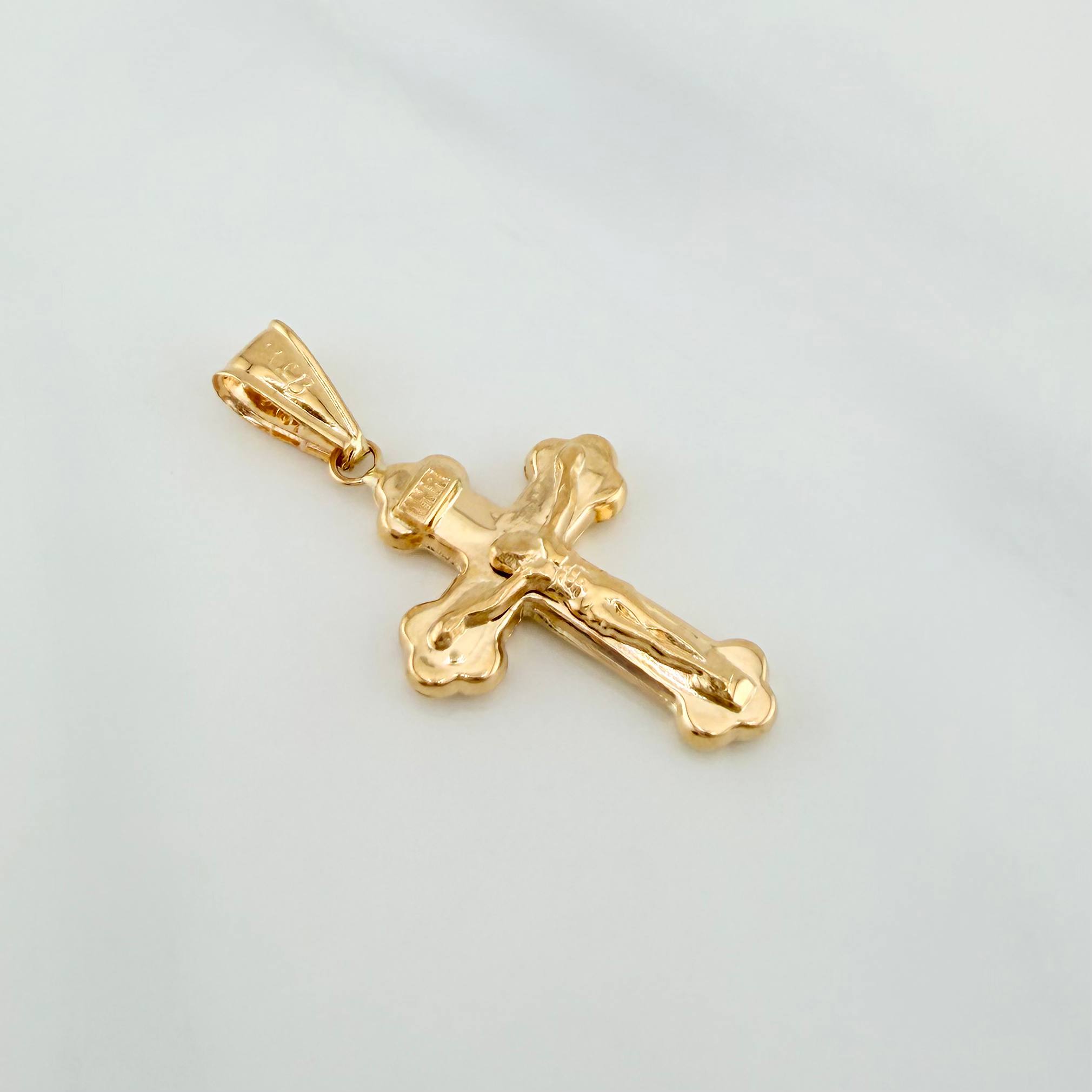 Dije Cruz Cristo 1.5 g / 1 1/2 in Oro Amarillo 18K