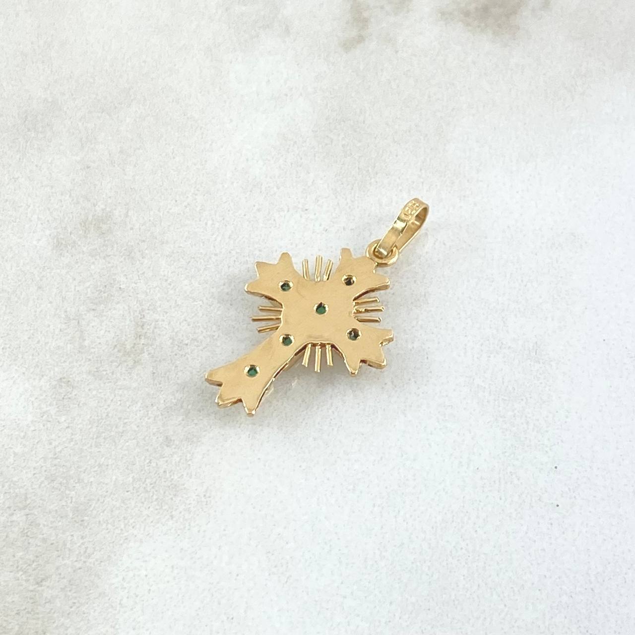 Dije Crúz De Altar 1.1gr / 2.5cm / Esmeraldas 24pts Oro Amarillo 18K (Joya)