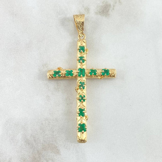 Dije Cruz Tronco 6.1gr / 5.5cm / Esmeraldas 2.1 Qts Oro Amarillo 18K (Joya) ©