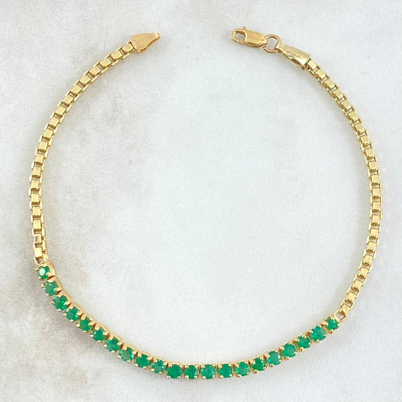 Bracelet Medium Tennis 4.85gr / 18.5cm / Emeralds 1.9 Qts 18K Yellow Gold (Jewel) ©