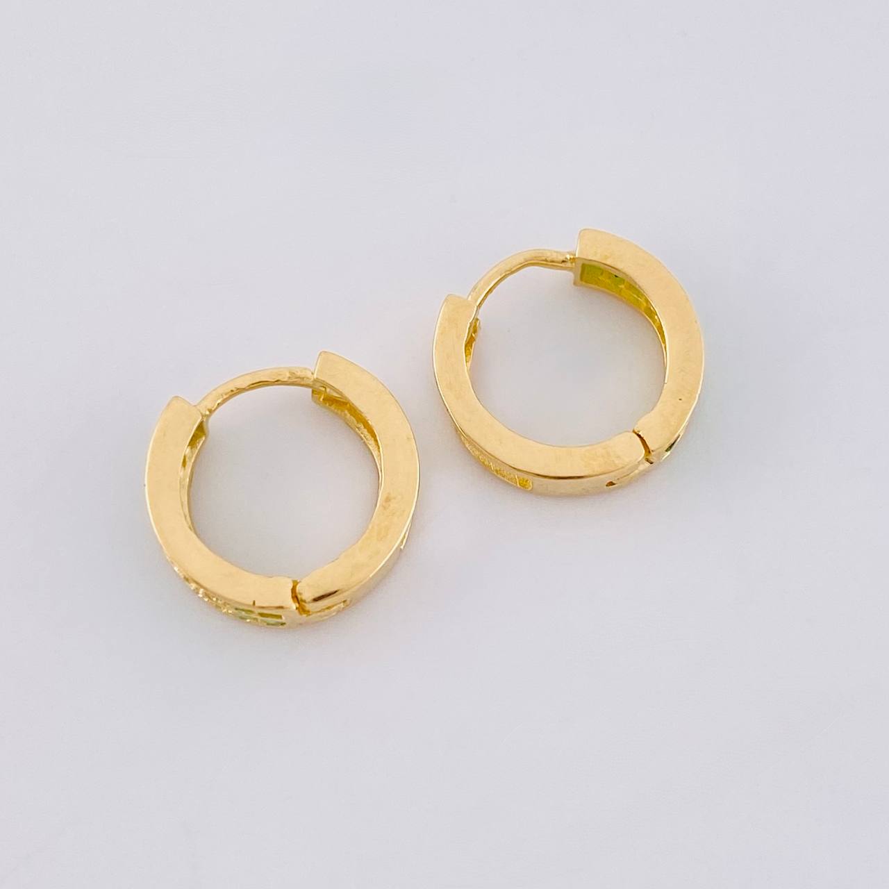 Candongas Carril Doble 1.55 g / 1/2 in Oro Amarillo 18K