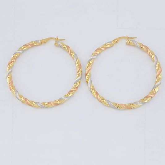 Candongas Entorchada Torsal 3.9 g / 1 3/4 in Tres Oros 18K