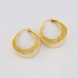Candongas Mezzaluna Rayada 9.2 g / 1 1/4 in Oro Amarillo 18K