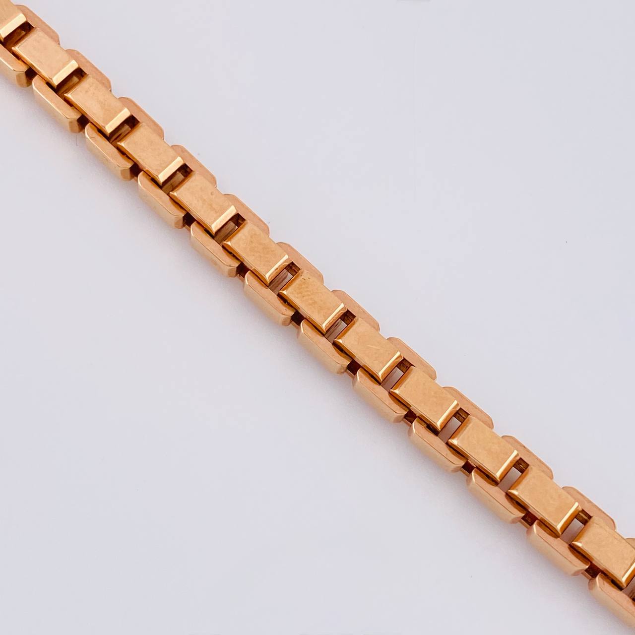 Cadena Veneciana 49 g / 23 1/2 in / 5.6 mm Oro Rosa 18K