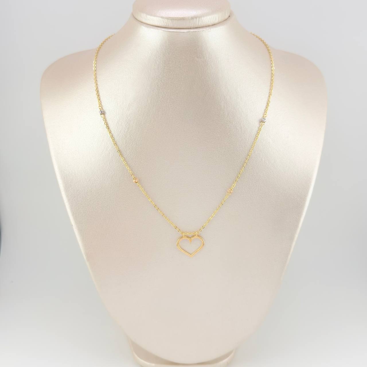 Cadena Aro Seguido Silueta Corazón 3.65 g / 17 1/4 in / 3.65 mm Tres Oros 18K